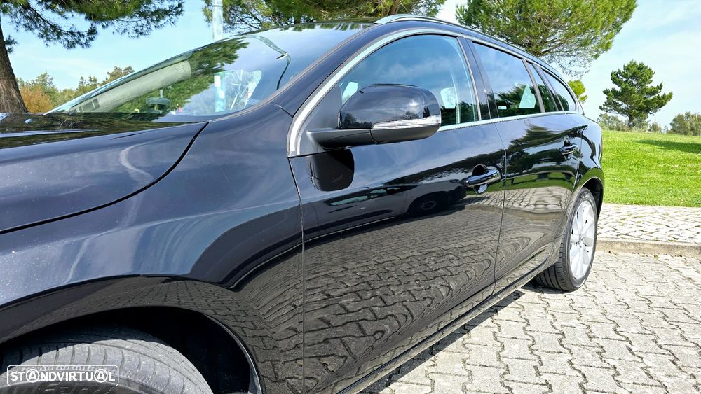 Volvo V60 2.0 D3 Summum - 26