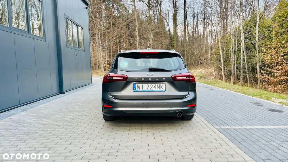 Ford Focus 1.0 EcoBoost Trend Edition - 4