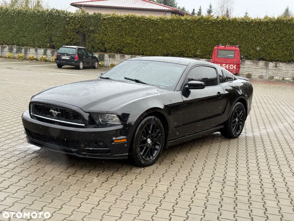 Ford Mustang 3.7 V6 Premium - 2