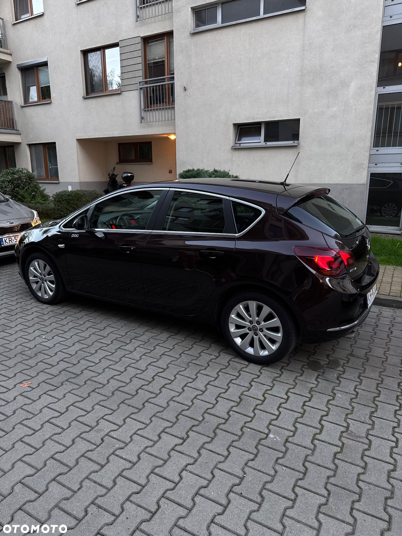 Opel Astra IV 1.4 T Cosmo - 6
