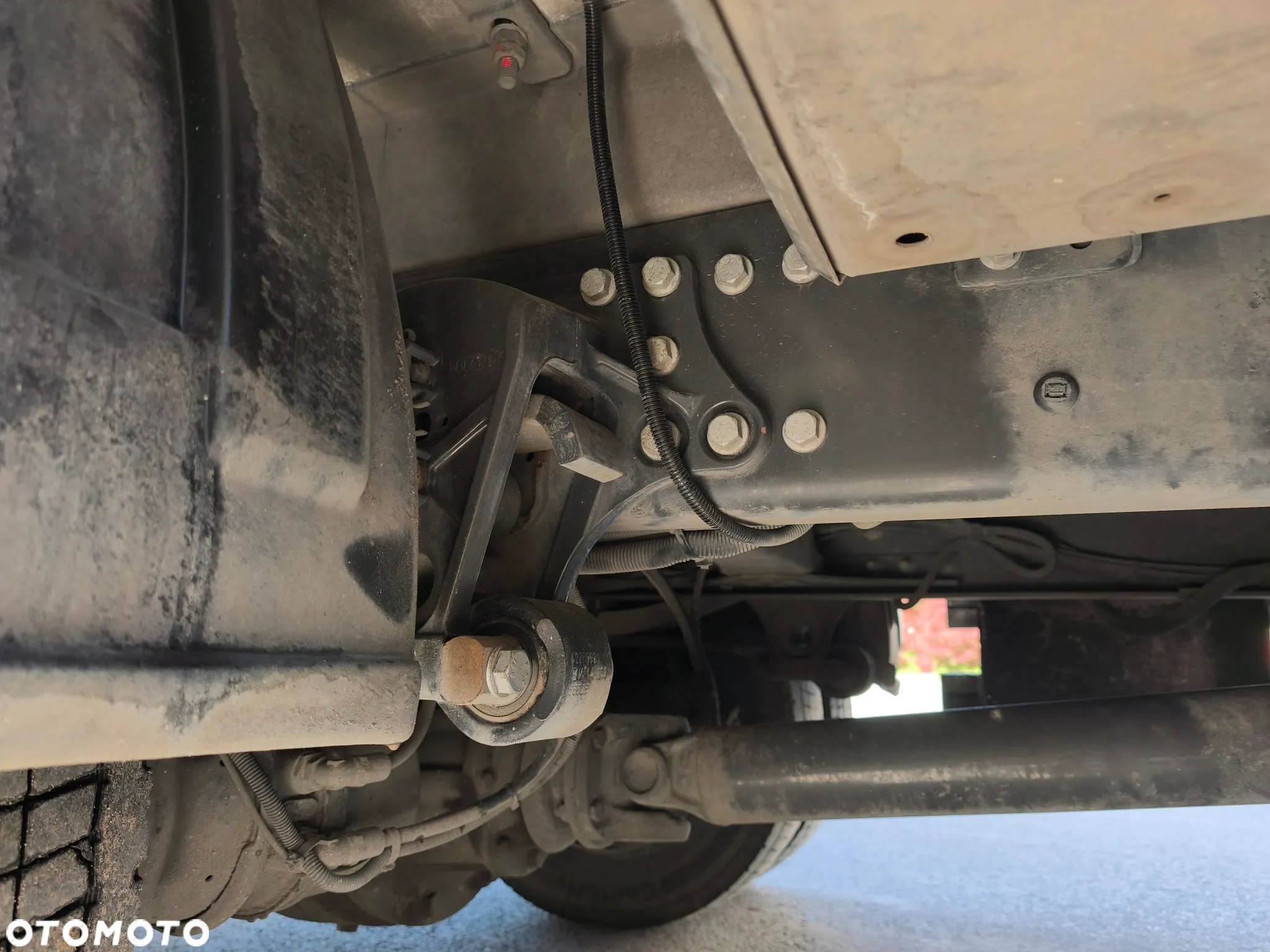 Renault GAMA D 12.210  chłodnia izoterma 14 palet poduszka - 4