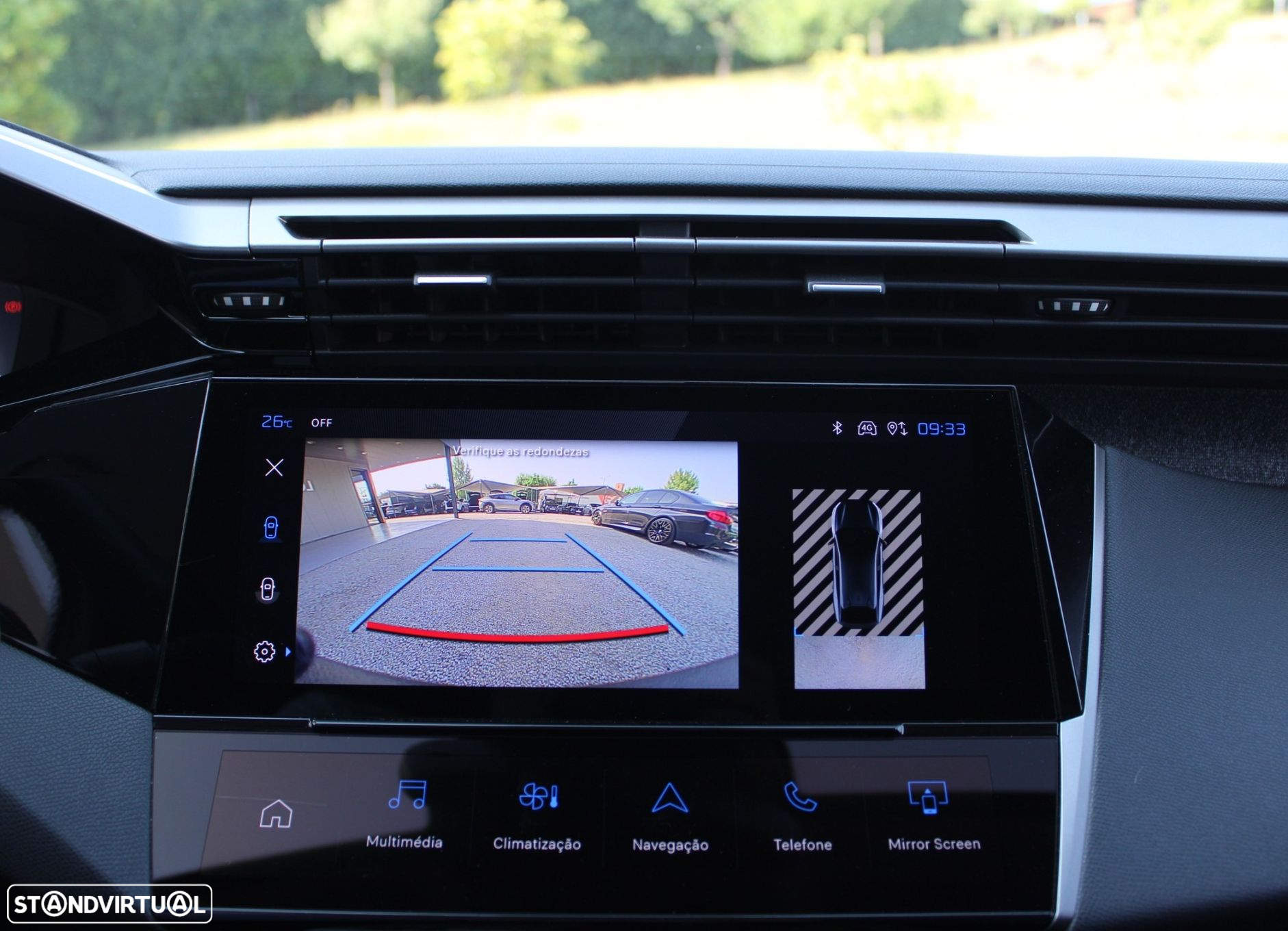 Peugeot 408 1.6 Hybrid Allure e-EAT8 - 26