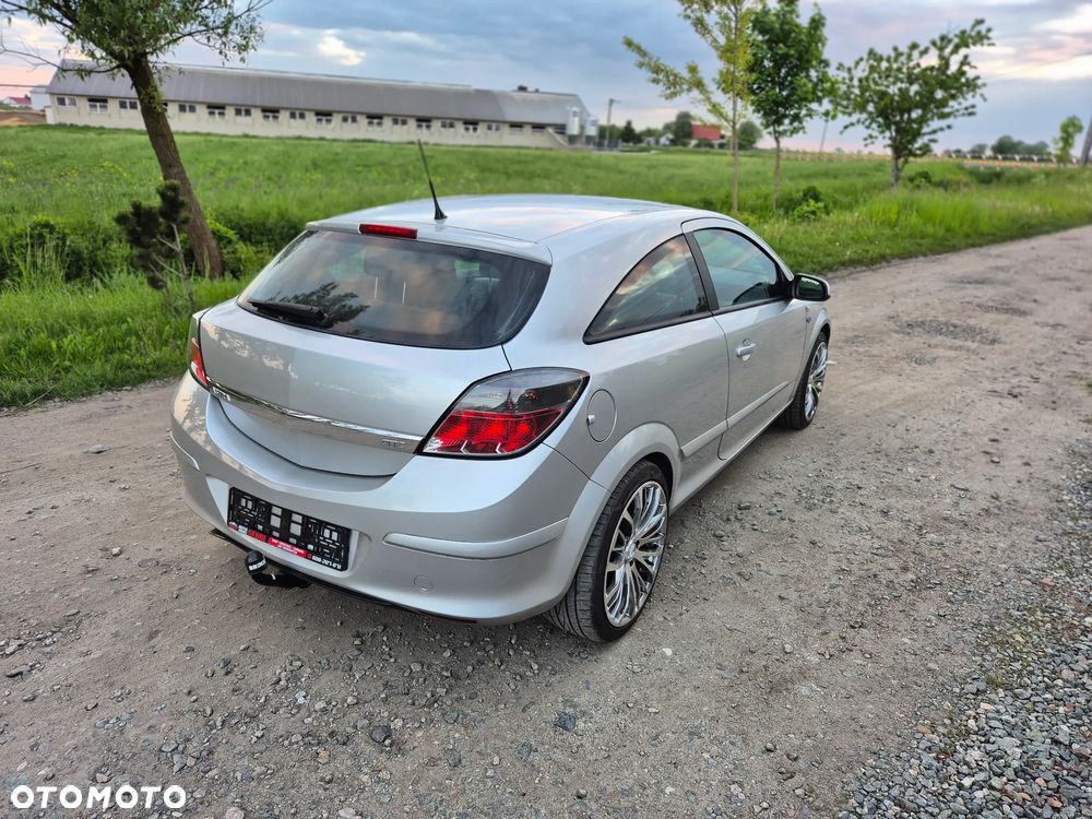 Opel Astra 1.6 Selection 110 Jahre - 10