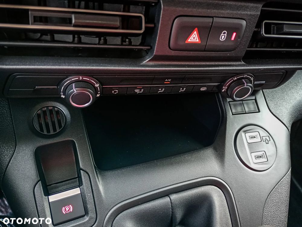 Citroën Berlingo XL 130KM - 24