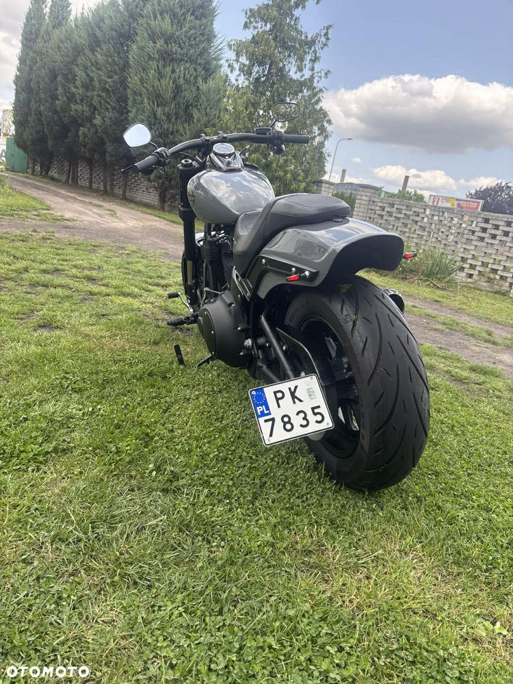 Harley-Davidson Softail Fat Bob - 5