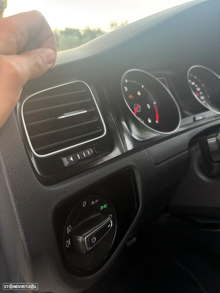 VW Golf 2.0 TDi GTD - 32