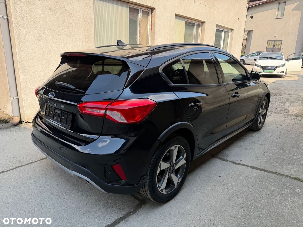 Ford Focus 1.0 EcoBoost Hybrid ACTIVE X - 9