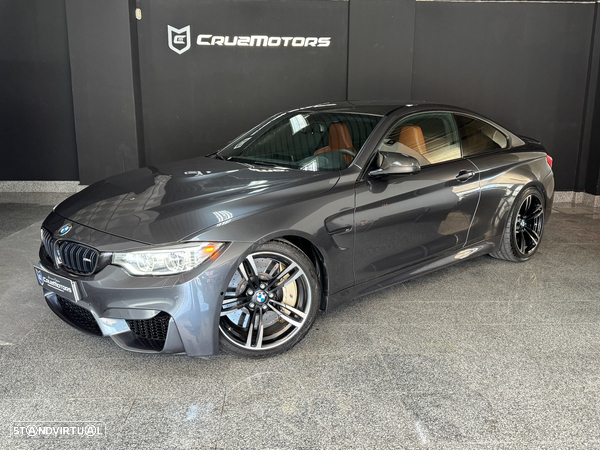 BMW M4 Auto