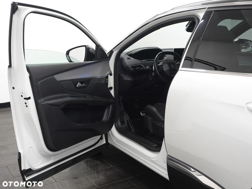 Peugeot 3008 - 16
