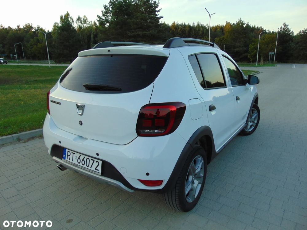 Dacia Sandero Stepway TCe 100 Prestige - 37