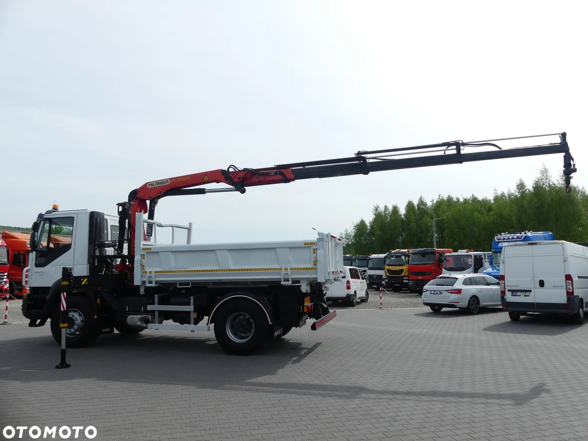 Iveco TRAKKER 360 / WYWROTKA + HDS PALFINGER PK13001 SKŁADANY W Z - 4