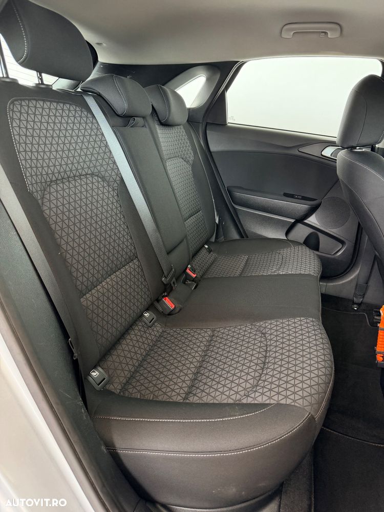 Kia Ceed 1.6 DSL MHEV Star - 34