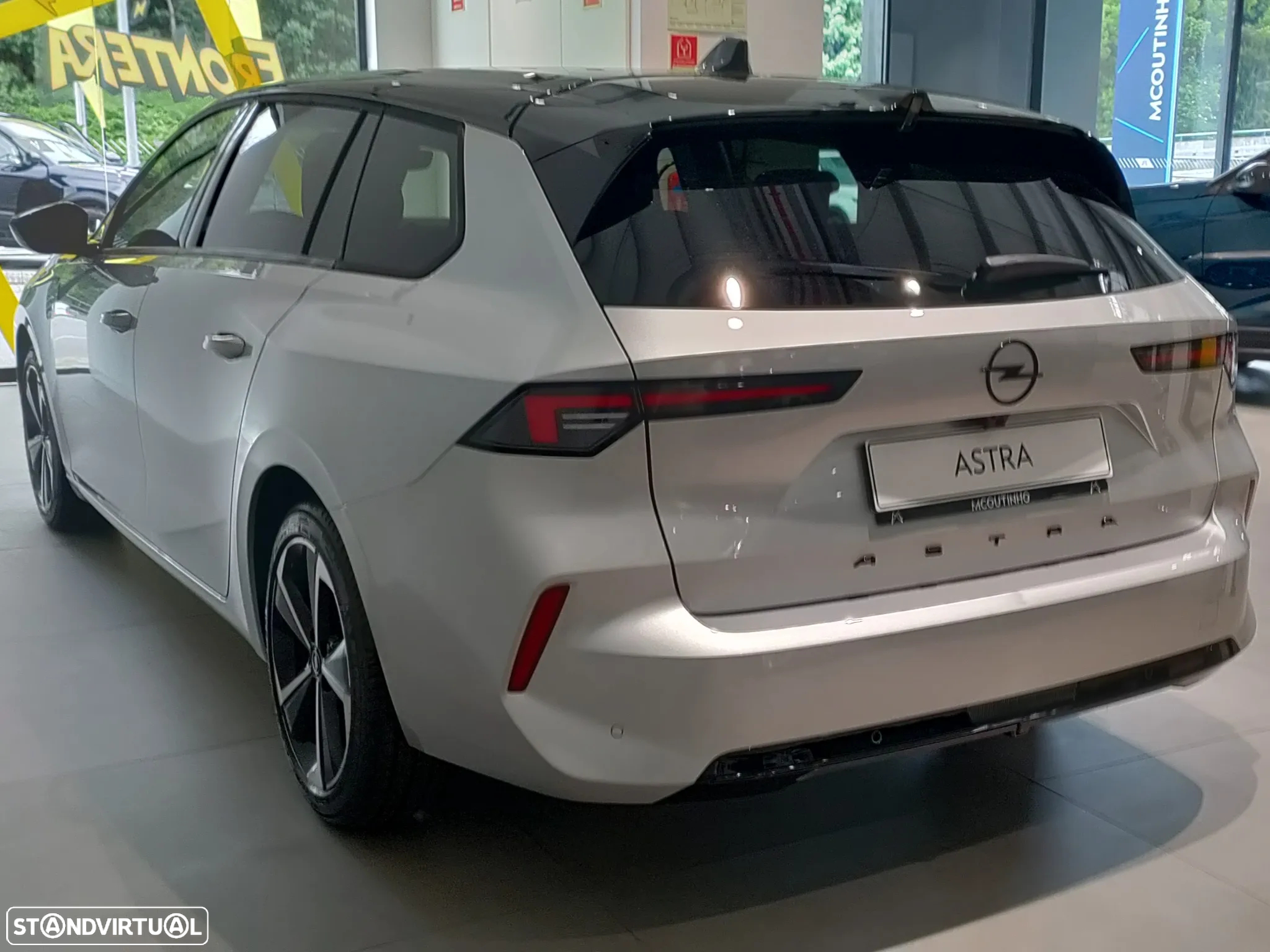 Opel Astra Sports Tourer 1.2 T GS - 6