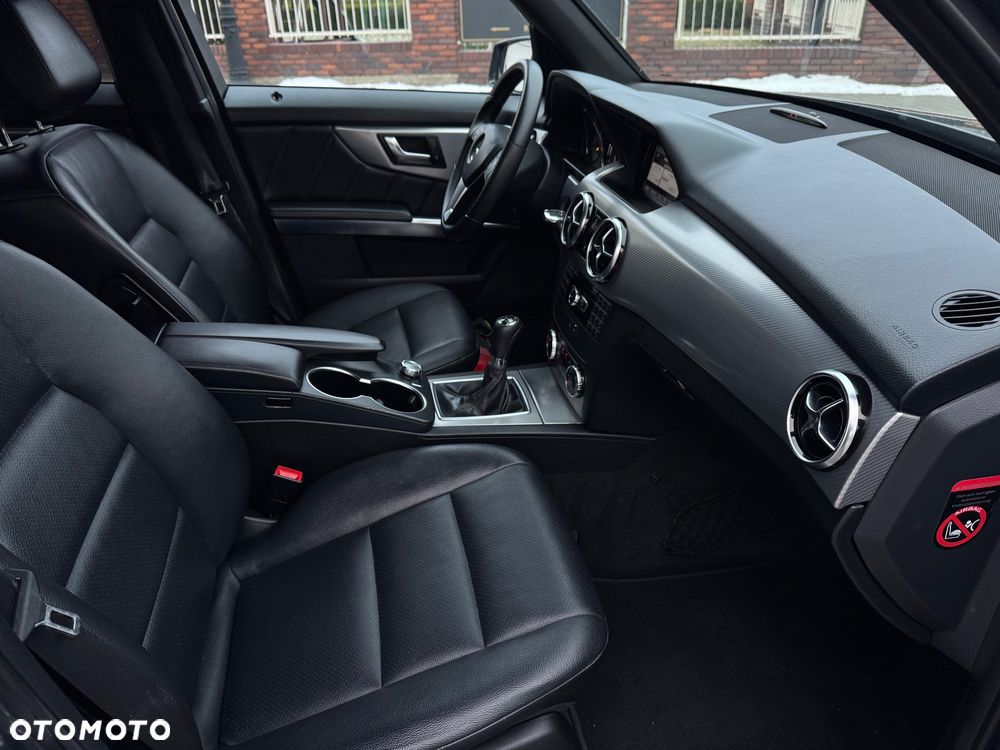 Mercedes-Benz GLK 220 CDI (BlueEFFICIENCY) - 17