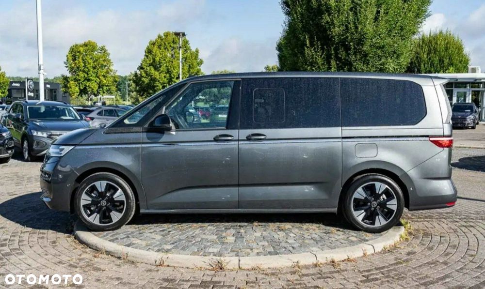 Volkswagen Multivan - 2