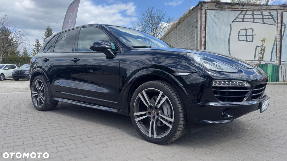 Porsche Cayenne Diesel Platinum Edition - 14