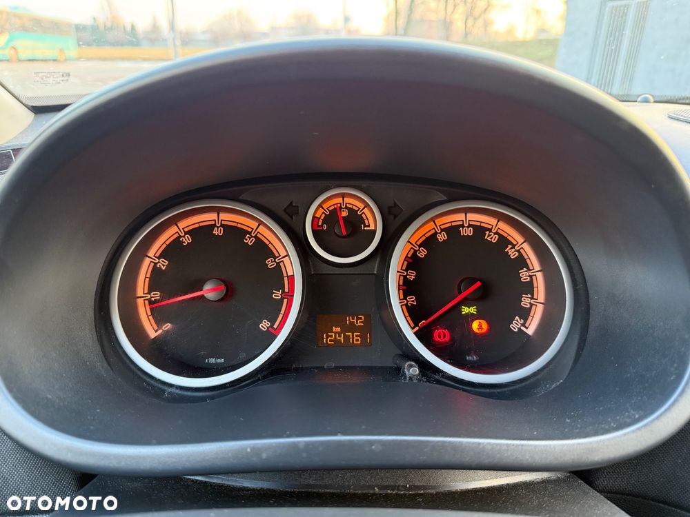 Opel Corsa - 30