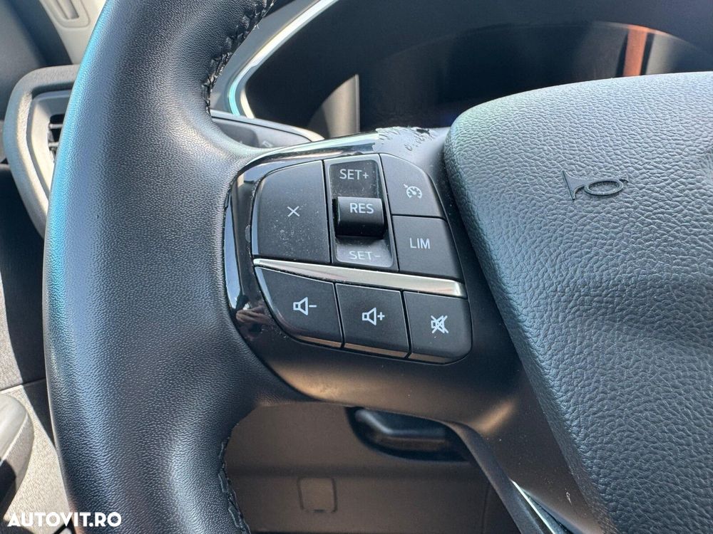 Ford Kuga 2.0 EcoBlue A8 AWD Titanium - 14