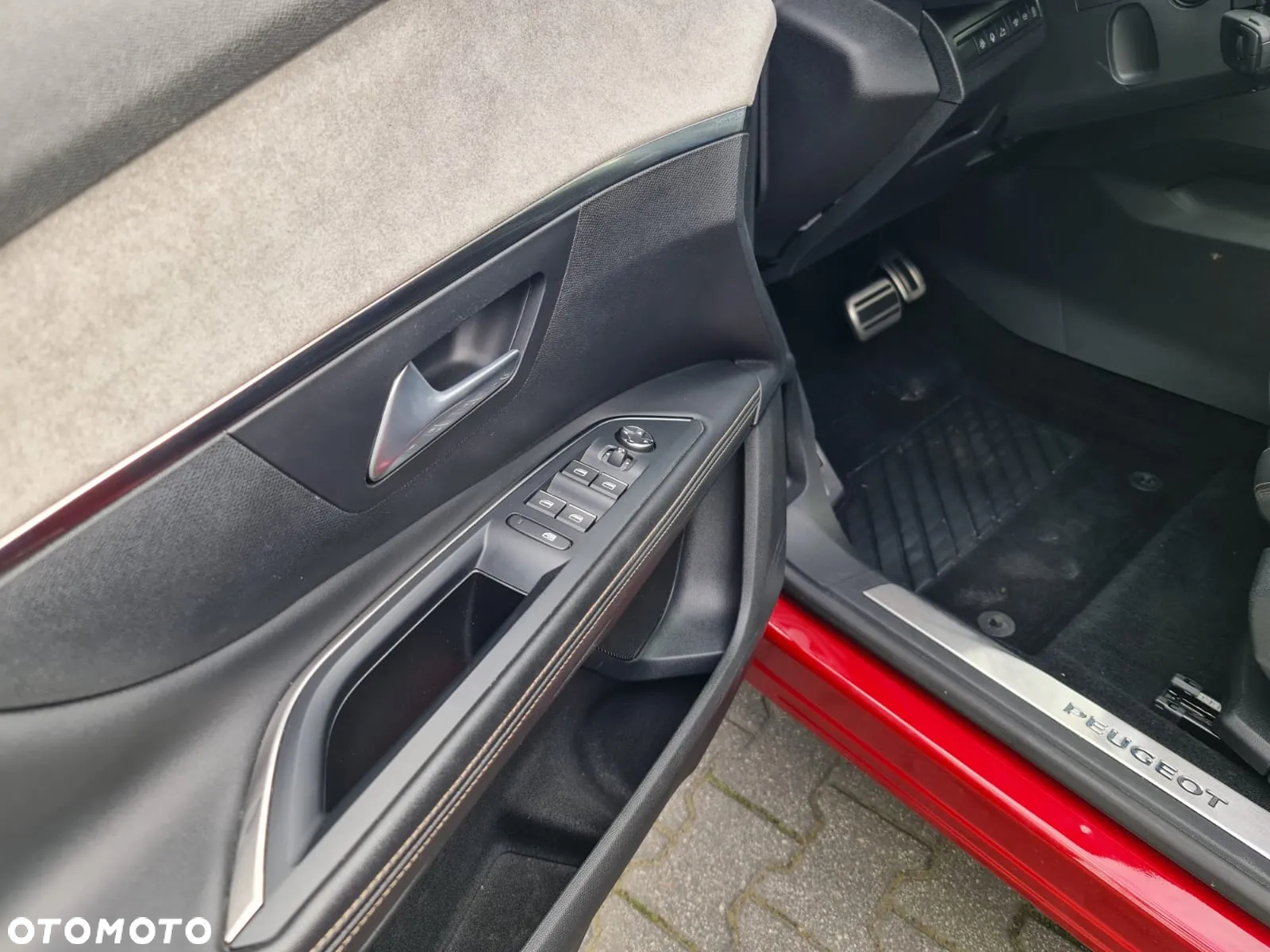 Peugeot 5008 2.0 BlueHDi GT Pack S&S EAT8 - 16