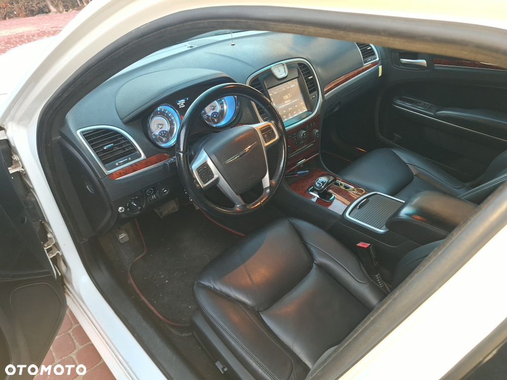 Chrysler 300C - 7