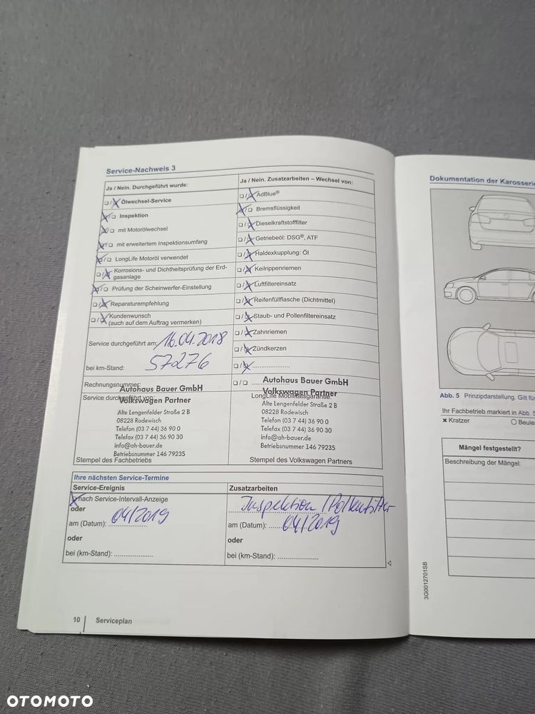 Volkswagen Golf 1.6 TDI BlueMotion Comfortline - 26