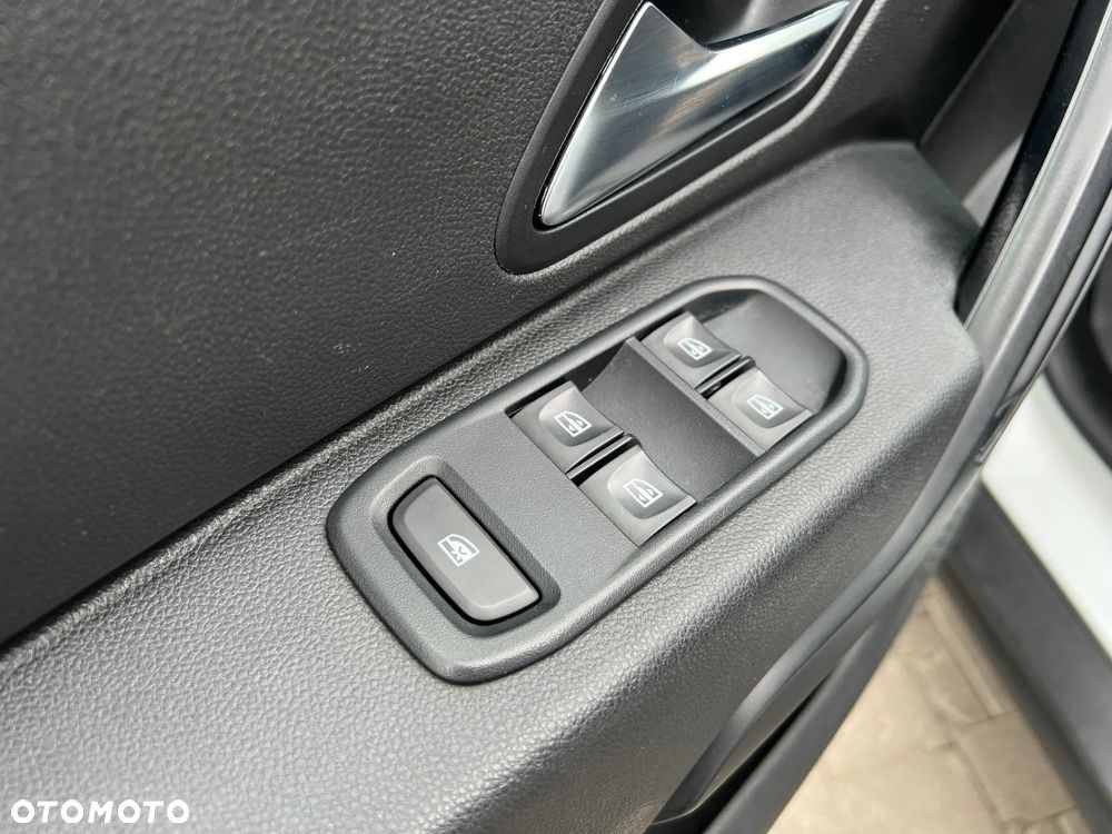 Dacia Duster 1.6 SCe Comfort - 23