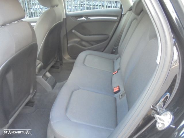 Audi A3 Sportback 1.6 TDI Sport - 8