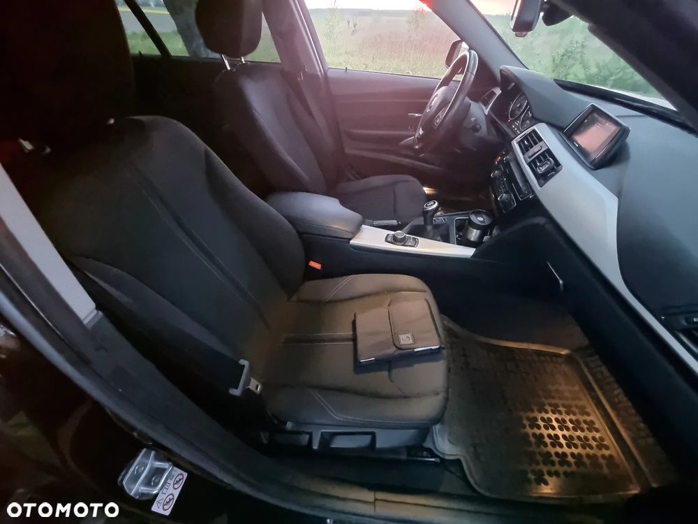 BMW Seria 3 - 14