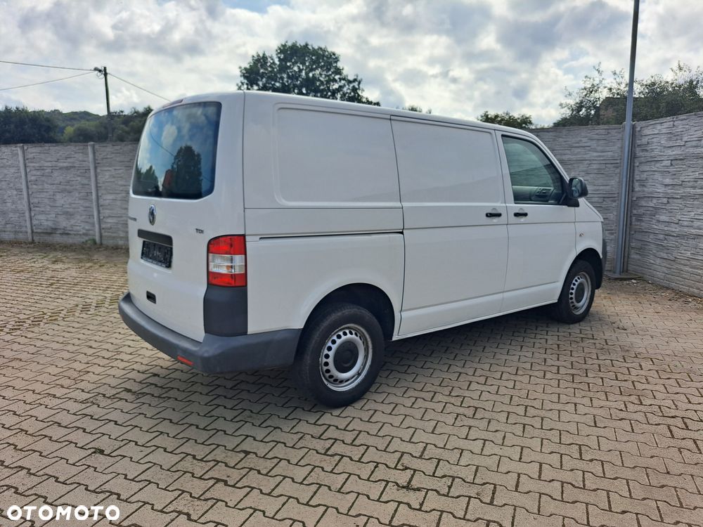 Volkswagen Transporter - 26