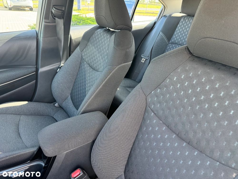 Toyota Corolla 1.8 Hybrid Comfort - 13