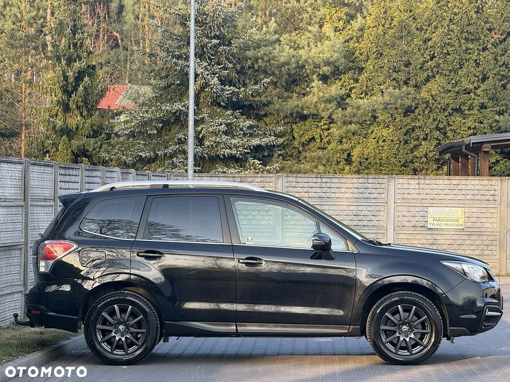 Subaru Forester 2.0 D Exclusive - 35