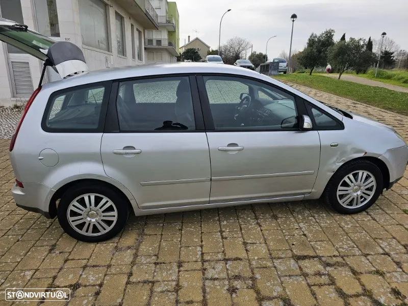 Ford Focus C-Max 1.6 TDCi Ghia - 19