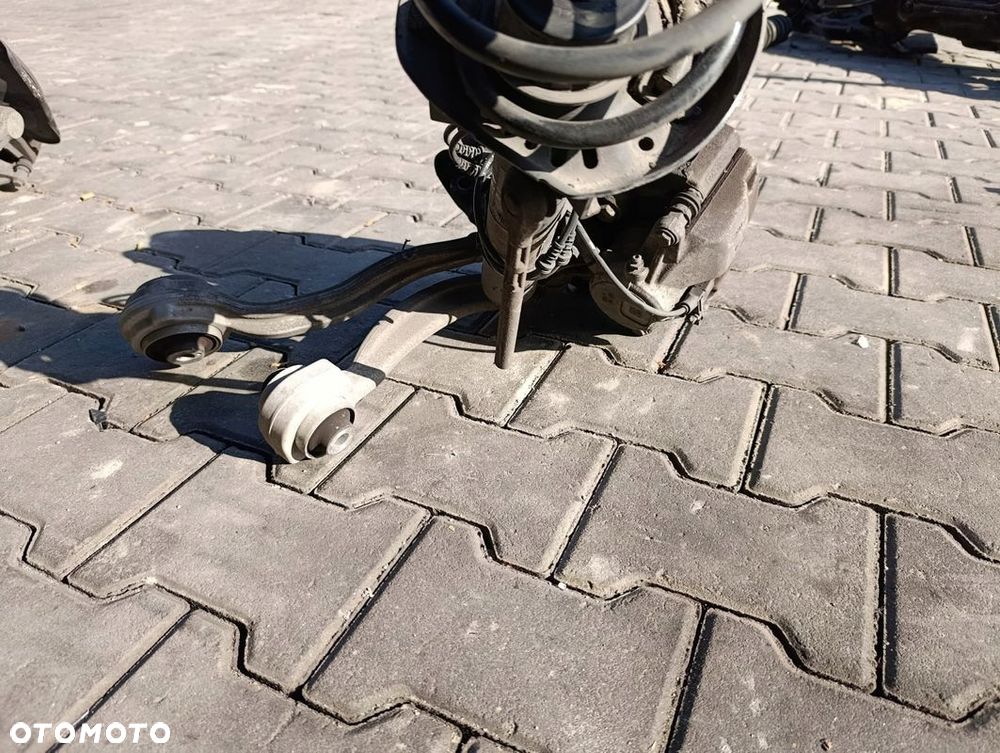 MERCEDES W204 2.2 CDI ZWROTNICA PRAWA PRZÓD PRZEDNIA WAHACZ - 4