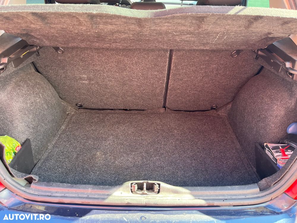 Peugeot 307 1.6 XT - 27