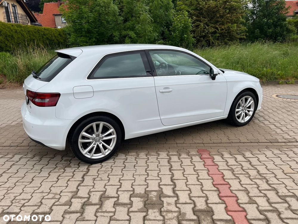 Audi A3 3-drzwiowe 1.4 TFSI Ambiente - 4