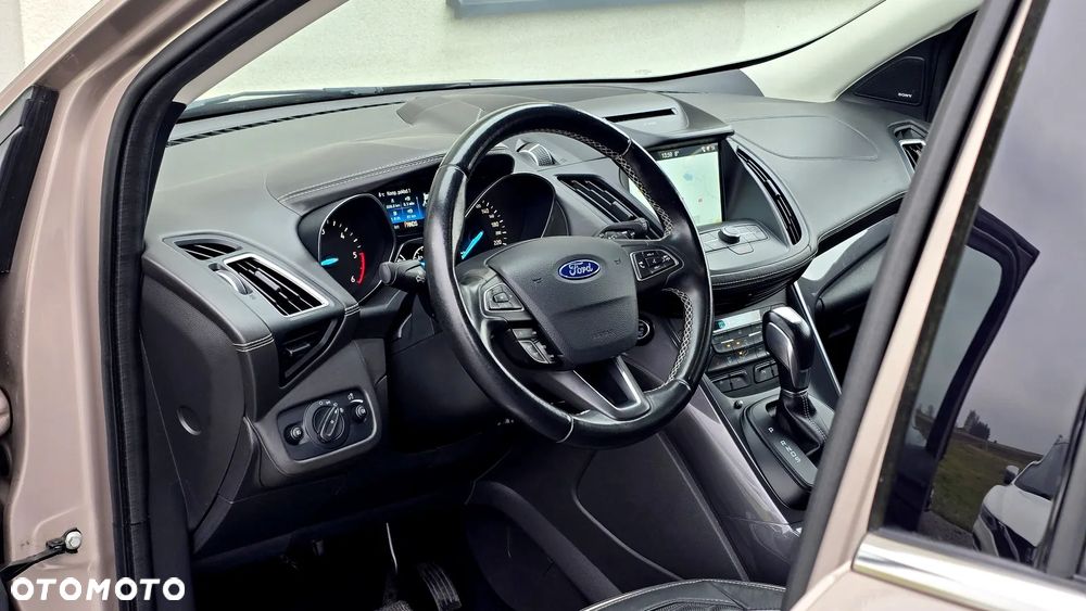 Ford Kuga 2.0 TDCi 4x4 Vignale - 20