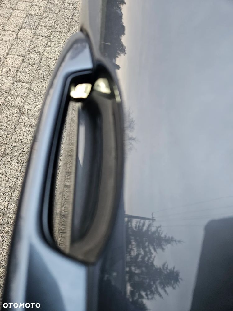 BMW X1 sDrive18d Business Edition sport - 26