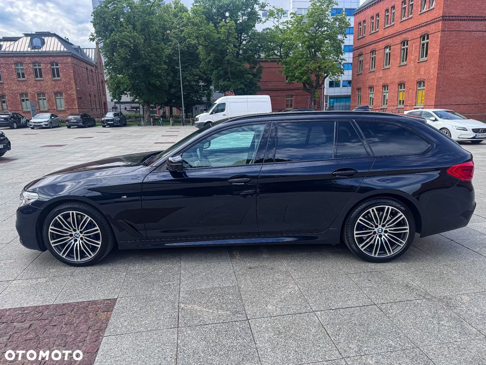 BMW Seria 5 540i xDrive - 10