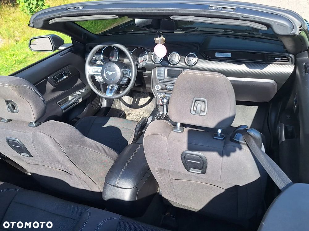Ford Mustang 3.7 V6 Premium - 10