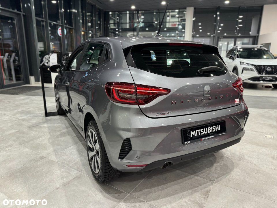 Mitsubishi Colt - 4