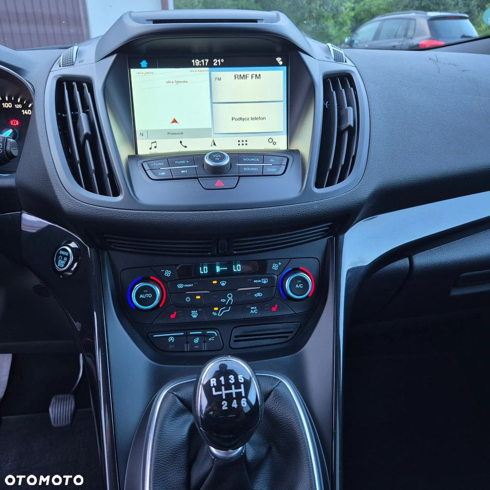 Ford Kuga - 14
