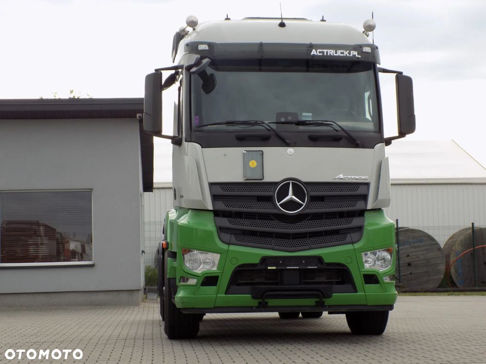 Mercedes-Benz 1848 4X4 HUD - 3