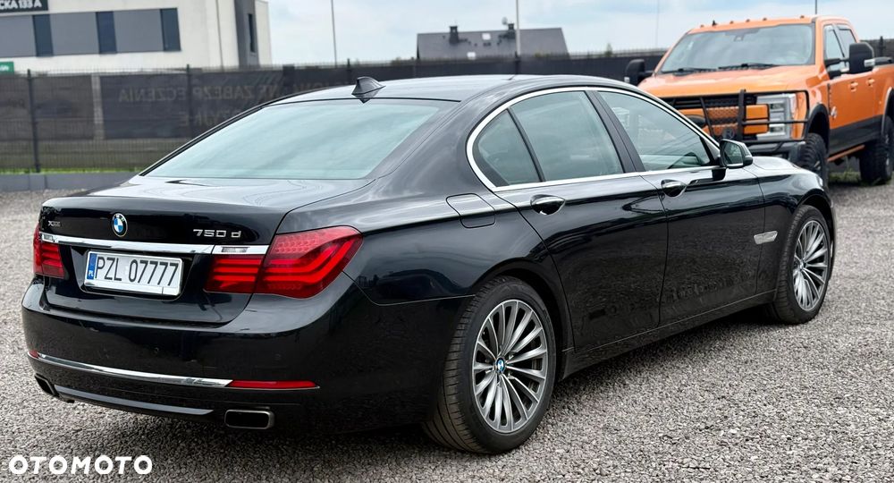 BMW Seria 7 750d xDrive - 10
