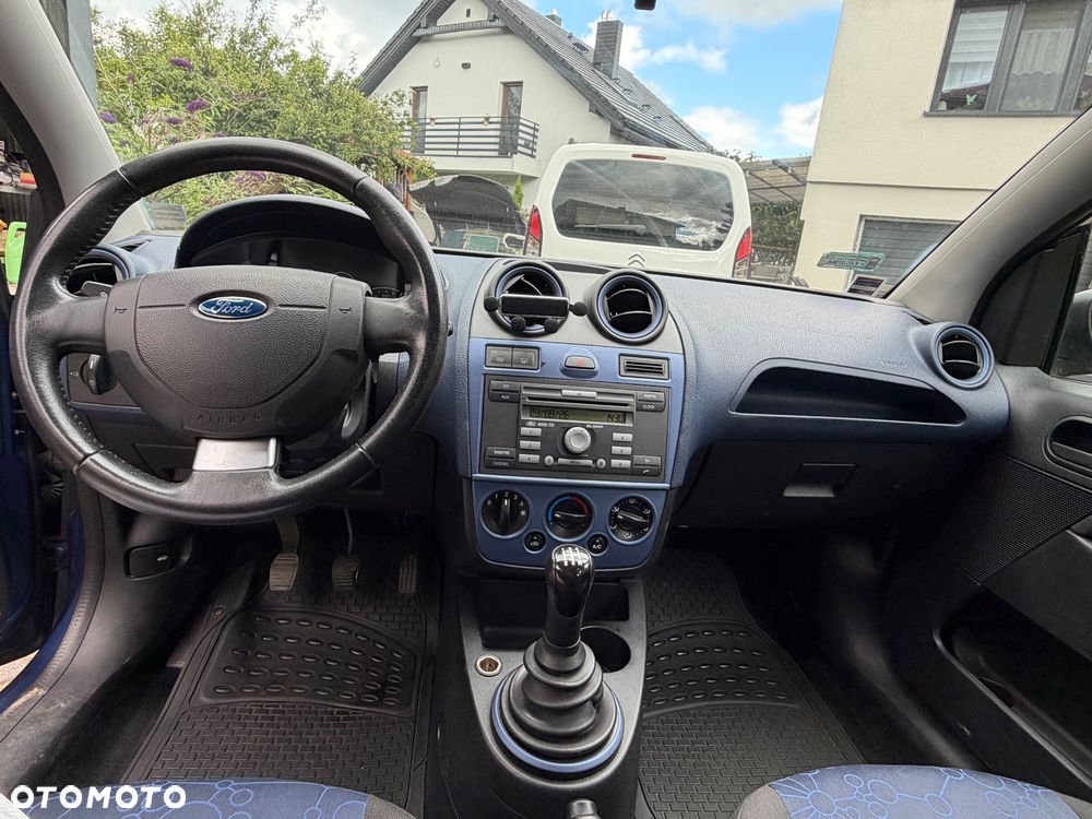 Ford Fiesta 1.3 - 4