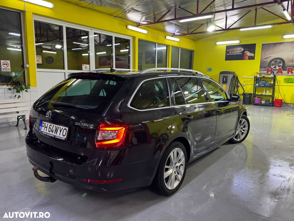 Skoda Octavia Combi Diesel 1.6 TDI Style - 20