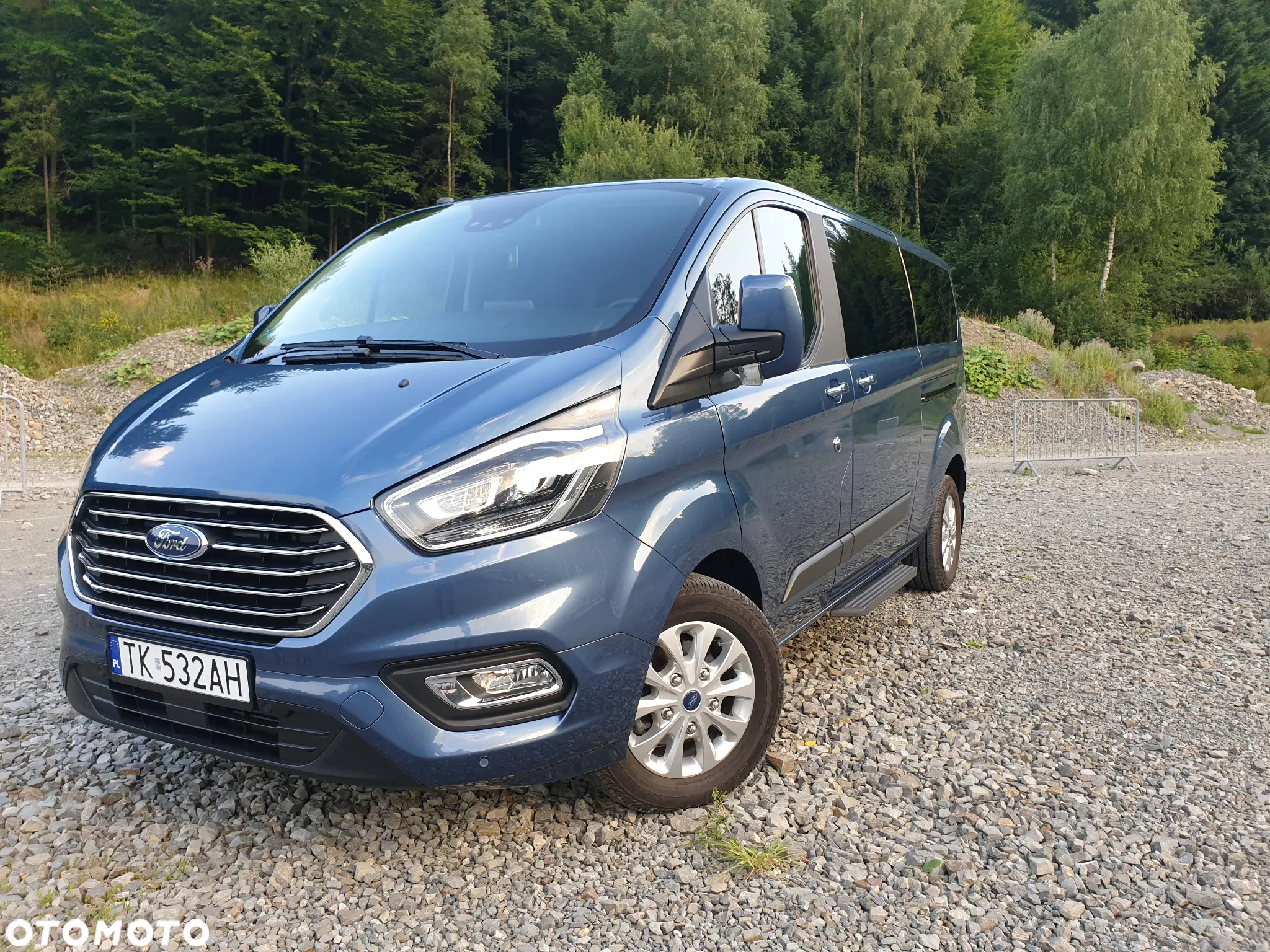 Ford Tourneo Custom 2.0 EcoBlue L2 Trend - 4