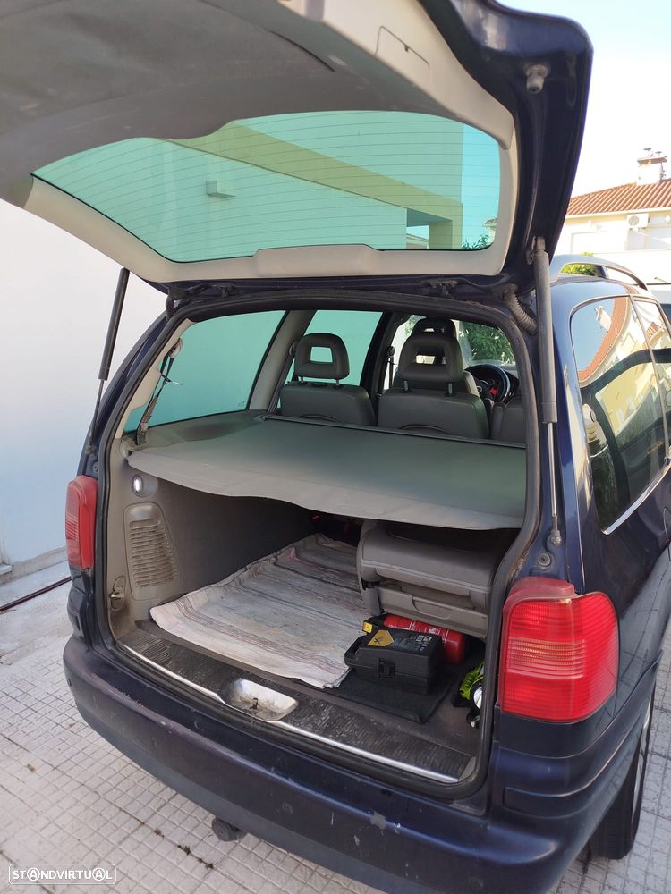 VW Sharan 1.9 TDI - 6