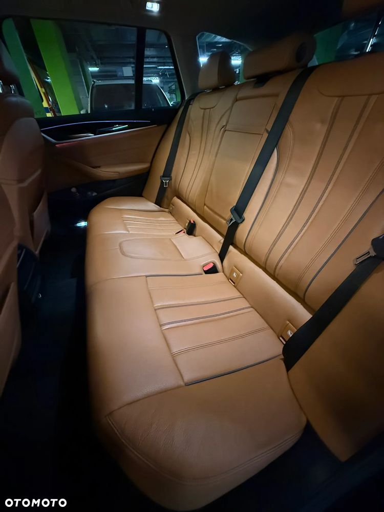 BMW Seria 5 530i xDrive Luxury Line - 20
