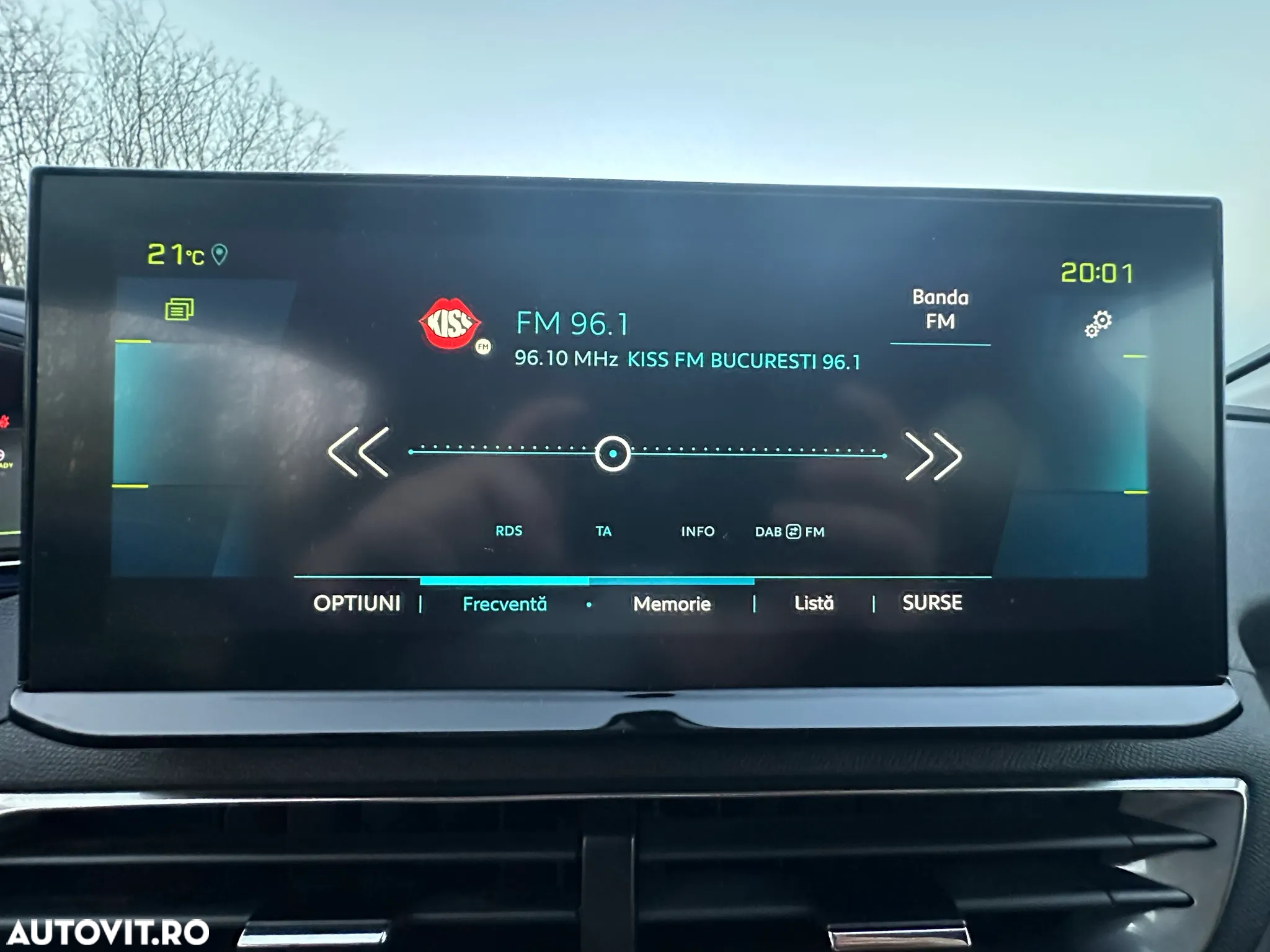 Peugeot 3008 Plug-In Hybrid 225 e-EAT8 Allure Pack - 25