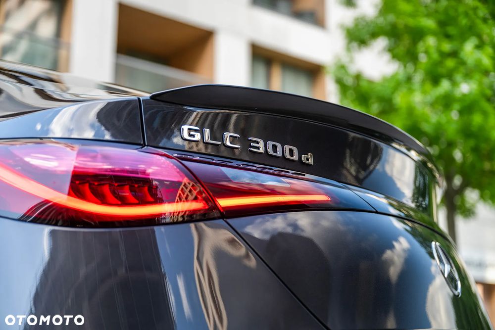 Mercedes-Benz GLC 300 d mHEV 4-Matic AMG Line - 10